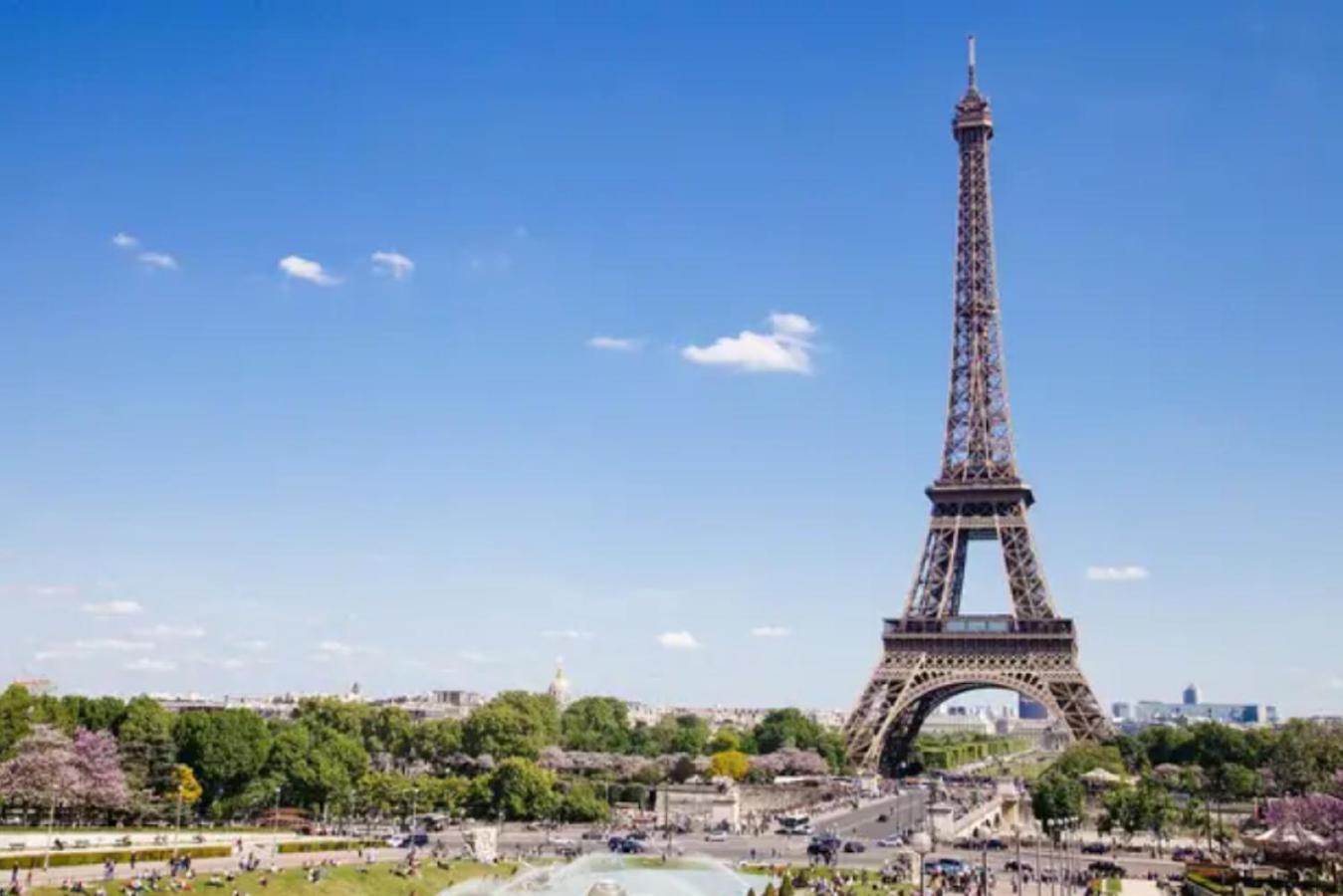Spacious And Bright 2-Bedroom Large Apartment Very Close To Paris - Near Metro Булон Биянкур Екстериор снимка